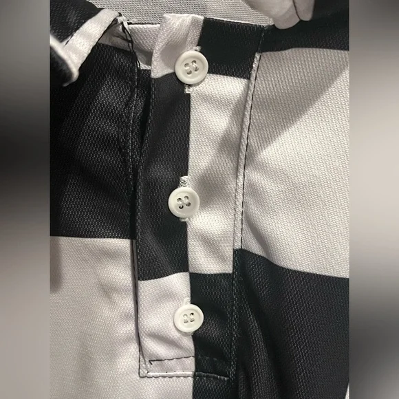 Polo Style Checkered Black and White Long Sleeve Shirt. - Picture 4 of 9